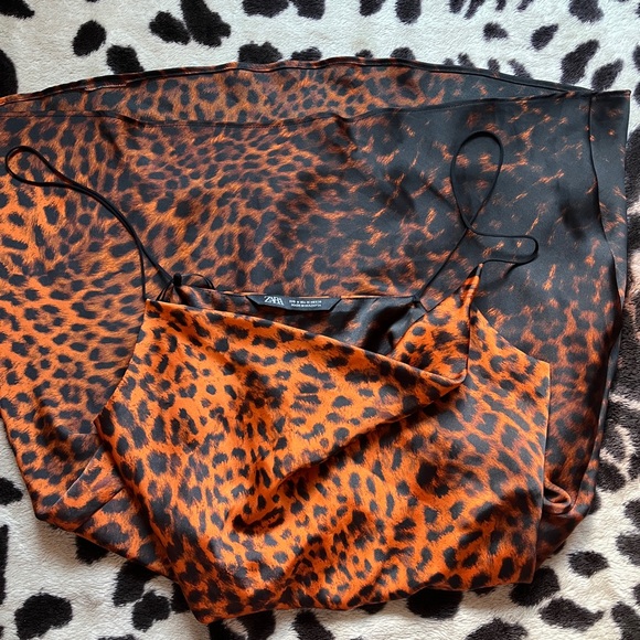 Orange and black leopard print slip dress 🐅 - Picture 3 of 4